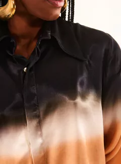 Camisa Cropped Over Estampa Ombré - OPEN na internet