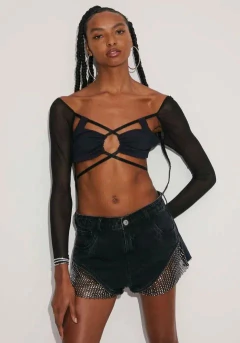 TOP COM AMARRAÇÕES PRETO