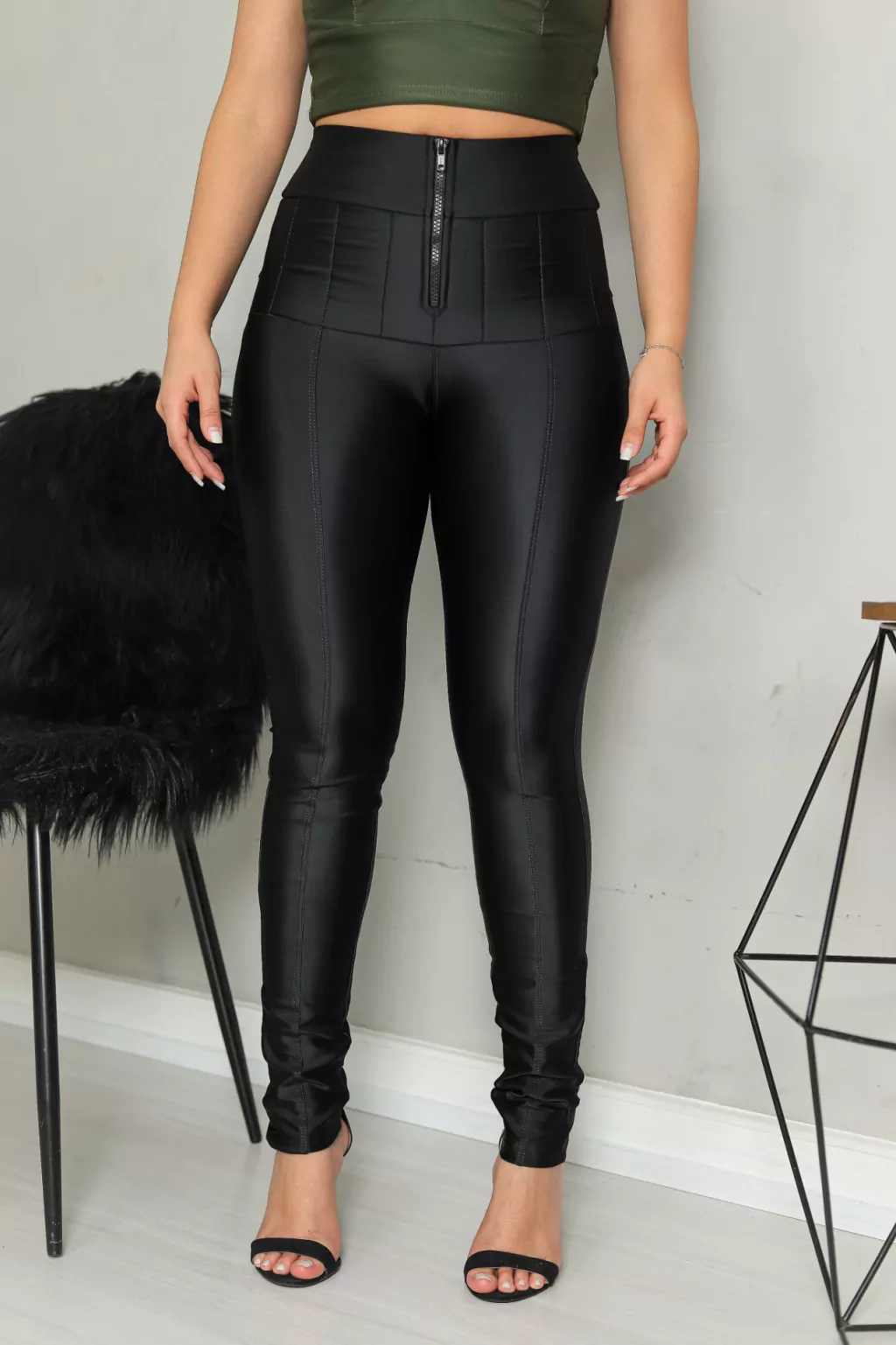 CALÇA PRADA LIPO