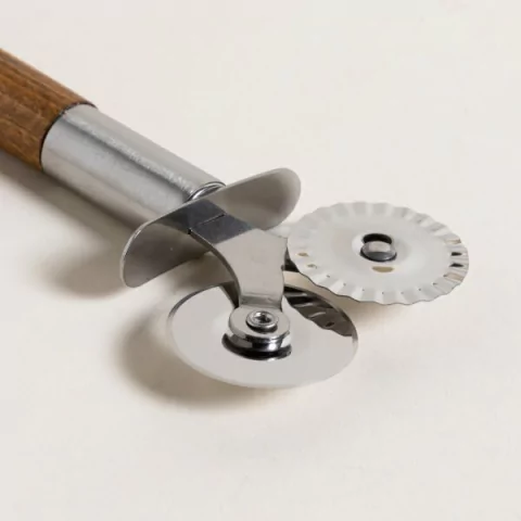 Cortador de pasta de acacia - comprar online