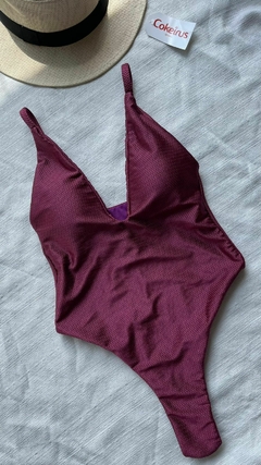 Maiô Cartagena na internet