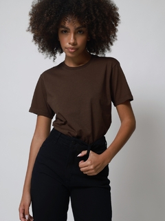 T- Shirt Gola Careca Marrom