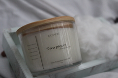 Vela aromática Two Pieces 110g na internet