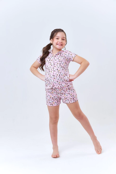 Pijama Americano Infantil para Meninas Estampa Unicórnios