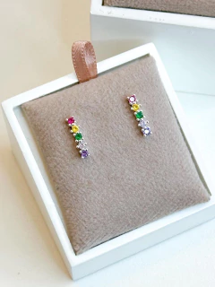 Brinco Earcuff Colorida