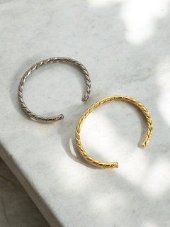 Bracelete Liso Torcido Fino