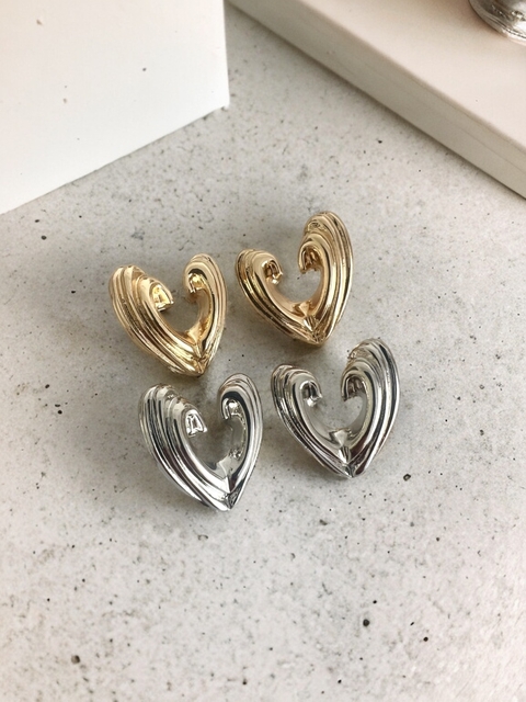 Brinco Coração Escultura Laís