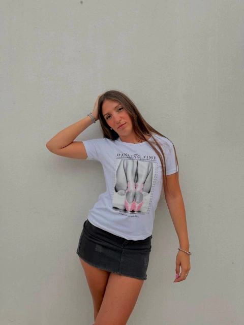 Remera DANCING TIME - comprar online