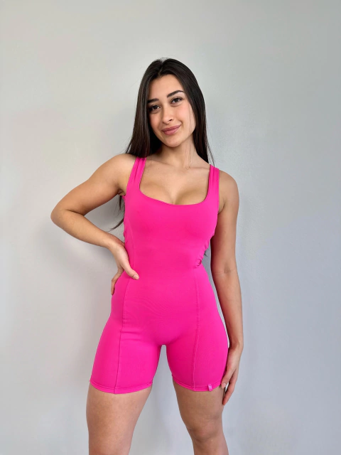 Macaquinho sport rosa