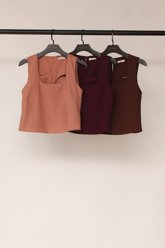 Blusa Regata Amanda na internet