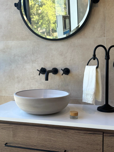 Bacha SEMIESFERA - concreto ceramico