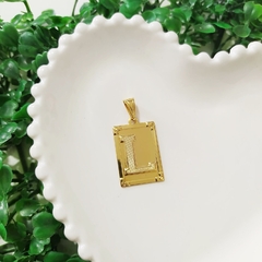 Pingente Placa Inicial Nome - comprar online