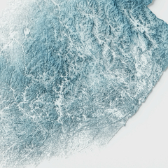 Mapa da Finlândia em relevo topográfico artístico, destacando detalhes geográficos e texturas.