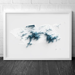 Mapa em relevo topográfico artístico da cidade do Rio de Janeiro, destacando suas elevações e características geográficas em tons de azul e branco.