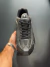 Nike Shox R4 Total Black en internet