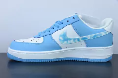 Tênis Nike Air Force 1 Low Nail Art White Blue na internet