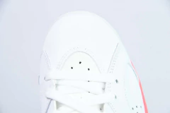 Imagem do Tênis Jordan 6 Retro Infrared White