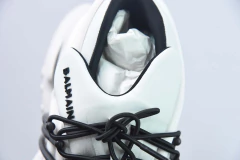 Tênis Balmain Unicorn Low-Top White Black Gradiant - loja online