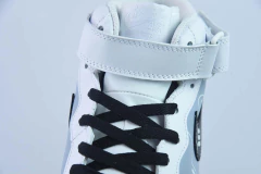 Imagem do Tênis Nike Air Force 1 Mid '07 Game Loading PS5