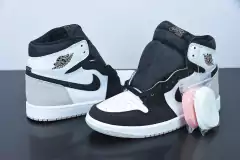 Imagem do Tênis Jordan 1 Retro High OG Bleached Coral