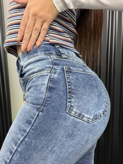 Semi Oxford Shelby