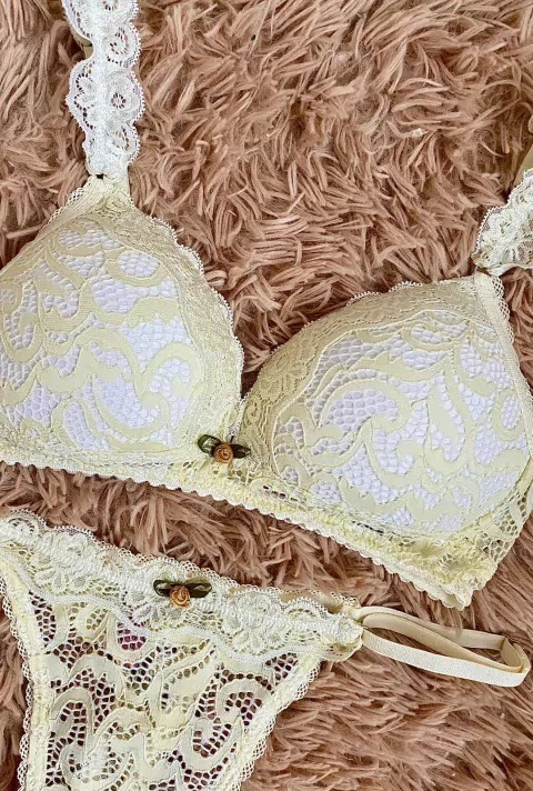 Conjunto Rose push up manteca 750 (Baltimora)