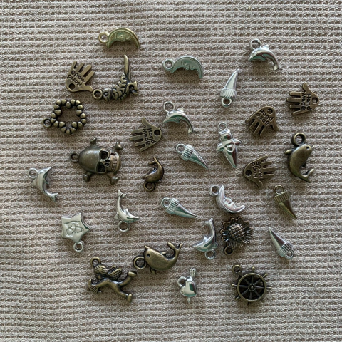 Pack Mini dijes plasticos surtidos metalizados