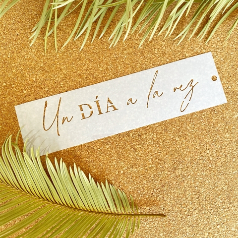 CE 01 30x8 cm Un dia a La vez Stencil Caro esta - comprar online