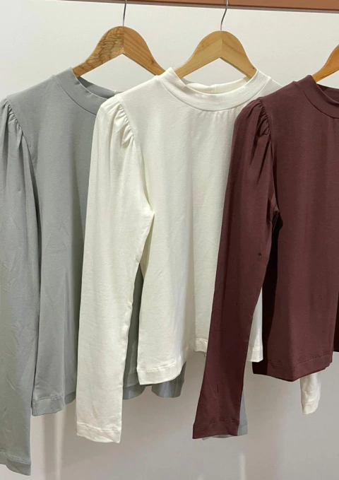 Blusa Quenia P café - comprar online