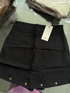 Shorts Saia Alf Det Botão Barra Karmani - loja online