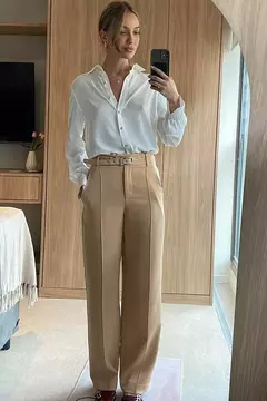 Calça Reta Alfaiataria Cinto Forrado Karmani