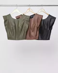 Cropped Couro Costa Decote V - comprar online