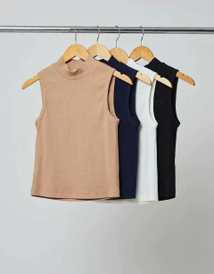 Regata Canelada Algodão Karmani na internet