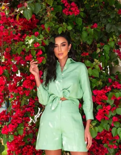 Shorts 100% Linho Det Vivo Karmani - comprar online