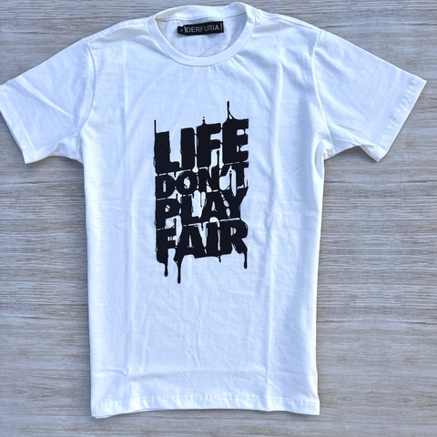 Remera regular Life estampa frontal