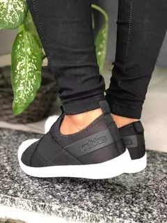 TÊNIS AD SLIP ON na internet