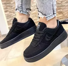 TÊNIS AIR FORCE STUSSY
