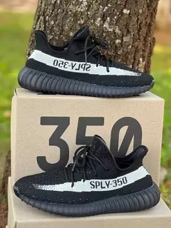 TÊNIS AD YEZZY