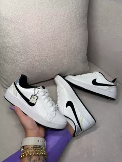 TÊNIS NK SB1800