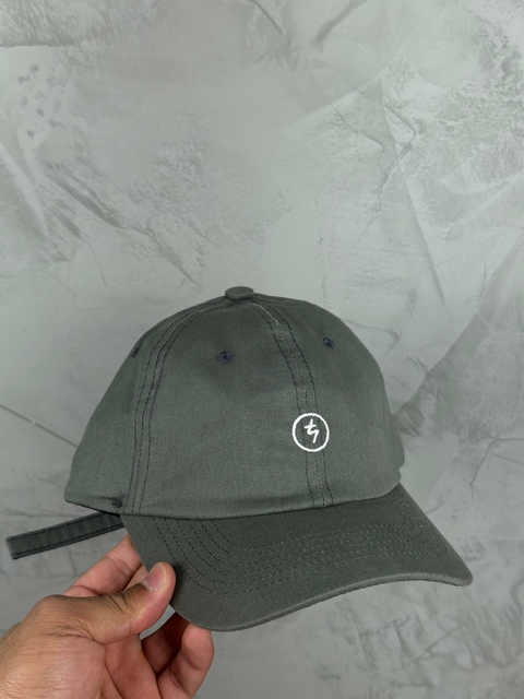 Boné Dad Hat Stranger - cinza