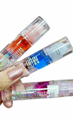 Lip oil