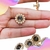 Imagem do Ponto de Luz Flor com Strass Dourado 12 peças - TCD1239