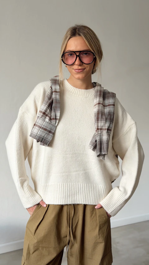 SWEATER BASIC OVER (Crudo)