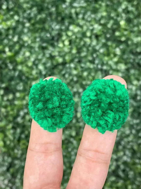 POMPOM VERDE BANDEIRA