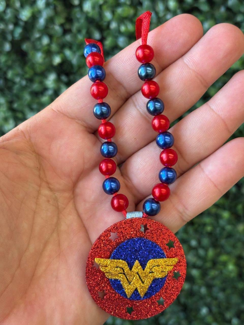 COLAR DE PÉROLAS MULHER MARAVILHA