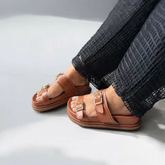 SANDÁLIA BIRKEN PAPETE CELINE COM DUAS TIRAS MARROM - loja online