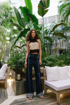 Top gamuza chocolate y off white - tienda online