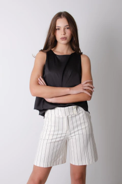 Musculosa doble seda negra en internet