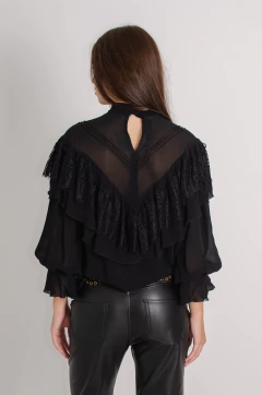 Blusa Keitha Boho negra - Claudia Arias