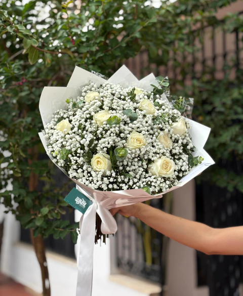 Buquê 10 Rosas Brancas - comprar online